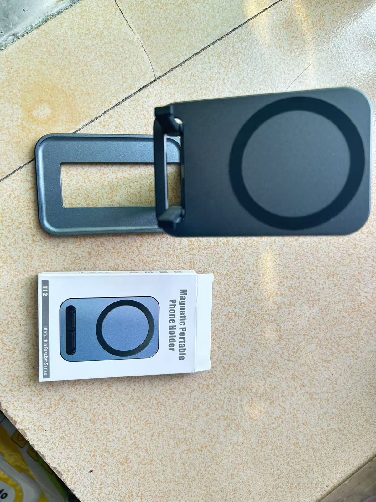 Magnetic Aluminum Alloy Desktop/Phone Holder